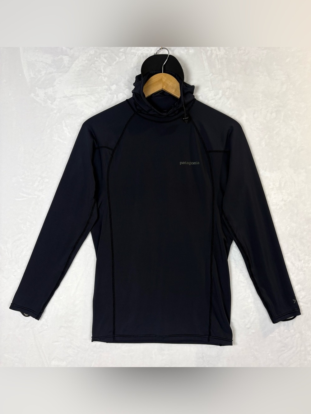 Patagonia R0 Hoody Mens Medium Black UPF 50 Sun Shirt Surf Fish Technical 81650